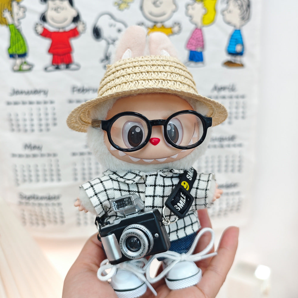 +17cm Labubu Doll Clothes – Checkered Shirt Outfit with Hat, Glasses, Mini Camera & Bag for Sit-Down Party (For Labubu V2 & V3 Vinyl Dolls)