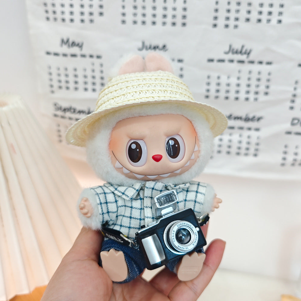 +17cm Labubu Doll Clothes – Checkered Shirt Outfit with Hat, Glasses, Mini Camera & Bag for Sit-Down Party (For Labubu V2 & V3 Vinyl Dolls)